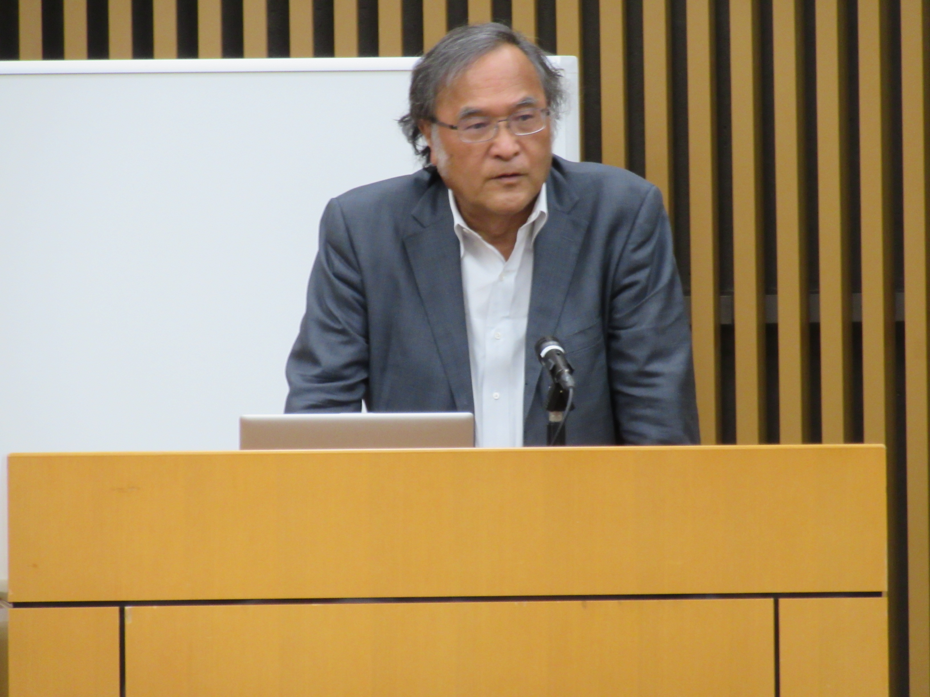 林良造　機械振興協会経済研究所所長 による開催の挨拶<BR>

林良造　機械振興協会経済研究所所長 による開催の挨拶